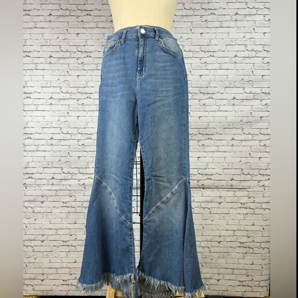 Free People | Blue Flare & Wide Leg Jeans size 28
